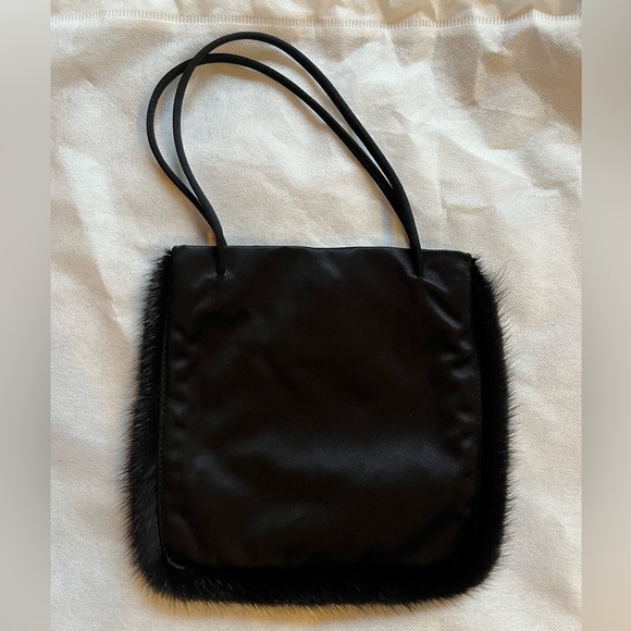 PRADA Vintage Rare Mink-Trimmed Raso Evening Bag with Magnetic Closure - Picture 4 of 5